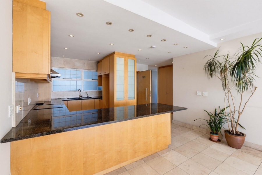 3 Bedroom Property for Sale in Mouille Point Western Cape
